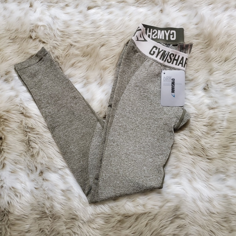 *SOLD*NWT Gymshark Flex Leggings - Kahki & Sand